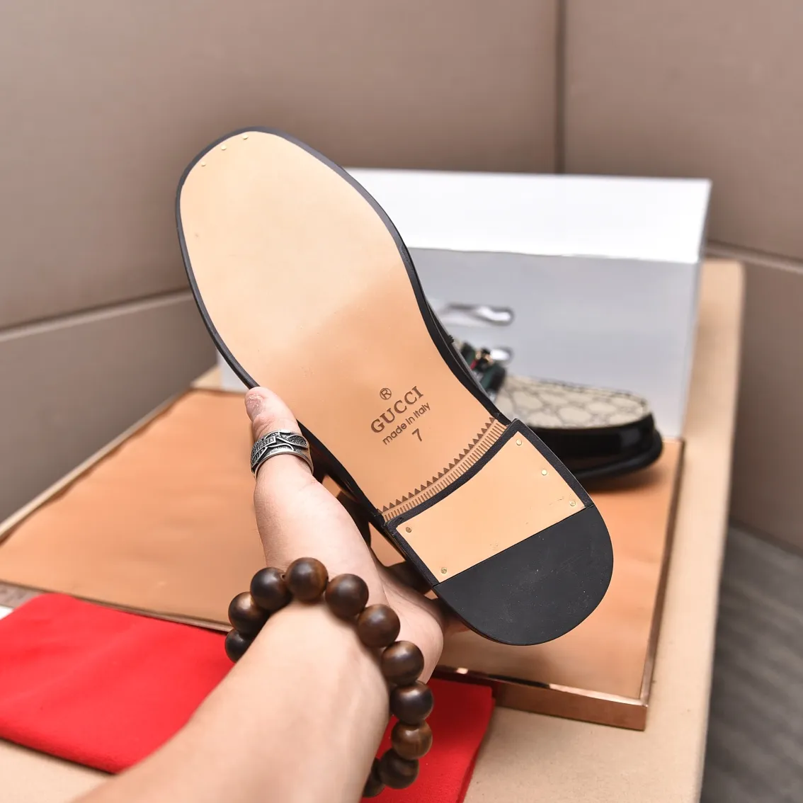 Men's shoes 💰580 📛📛Original (water-dyed cow lining) Gucci GUCCI official website formal shoes 🌀 Italian 🇮🇹 imported cowhide ➕ top imported water-dyed cowhide lining 💋 fine handmade original bottom, the real thing looks better when photographed in person Standard size 38-44